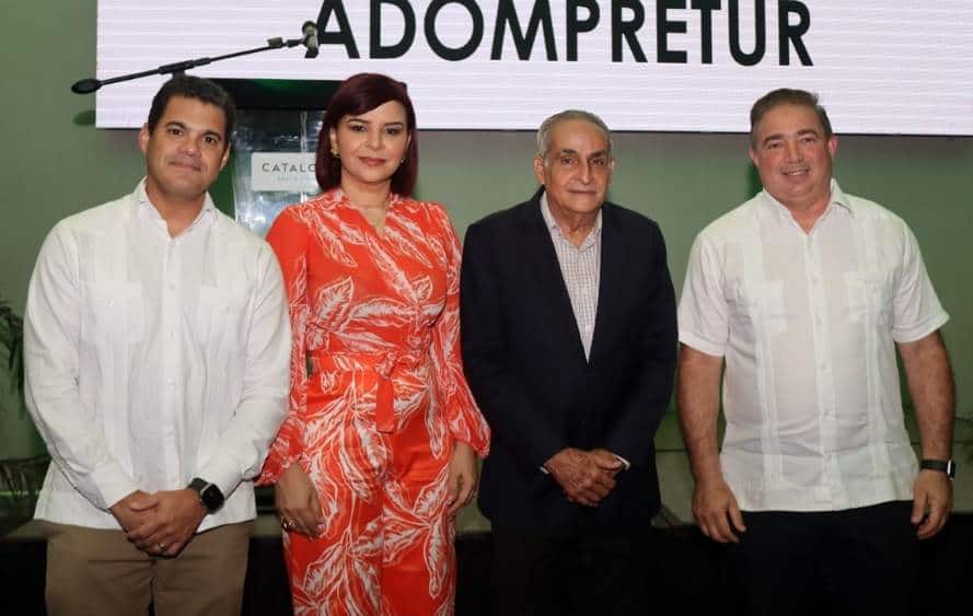 David Llibre, Melkis Díaz, Manuel Quiroz y Héctor Porcella.