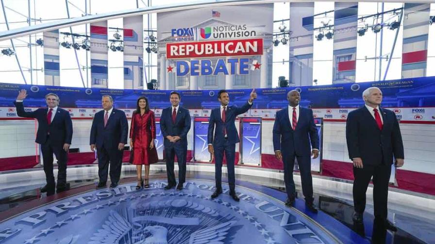 Inicia el segundo debate presidencial republicano en California