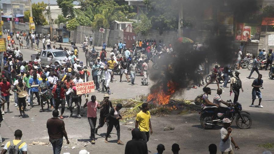 Cadáveres en las calles y más de 33,000 haitianos huyen de Puerto Príncipe en dos semanas