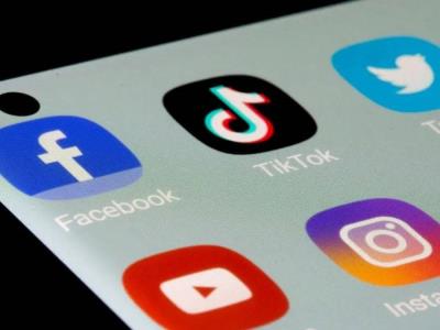 Indonesia prohíbe transacciones en redes sociales