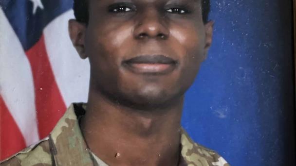 El soldado Travis King viaja a EE.UU. tras ser deportado por Corea del Norte a China