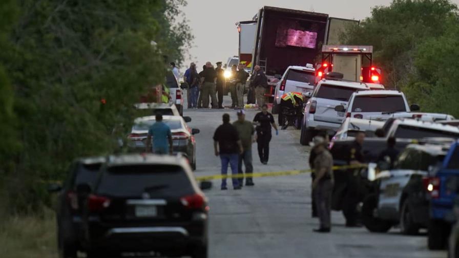 Uno de los sospechosos de la muerte de 53 migrantes en camión se declara culpable en Texas