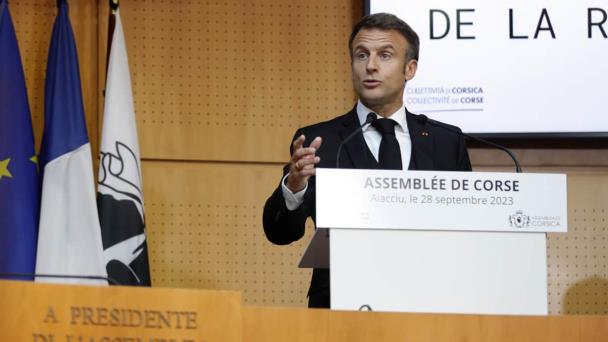 Macron propone otorgar autonomía limitada a la isla de Córcega