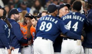 Héctor Neris le pide disculpas públicas a Julio Rodríguez