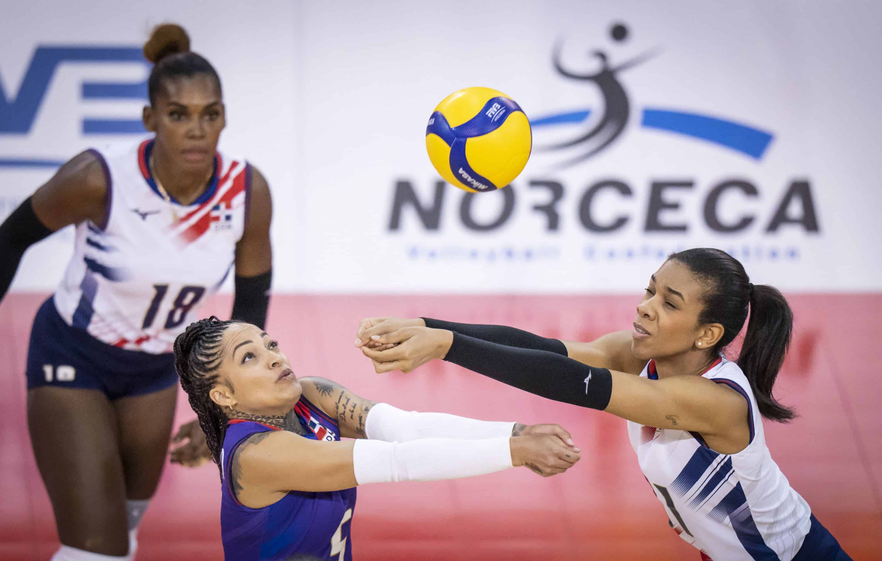 Las jugadoras dominicanas durante un partido.
