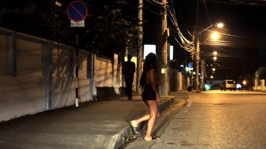 Migrar a la prostitución: la explotación sexual de venezolanas en Trinidad y Tobago