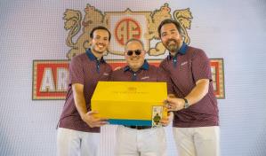Arturo Fuente Cigar Club establece tradición solidaria con Torneo de Golf