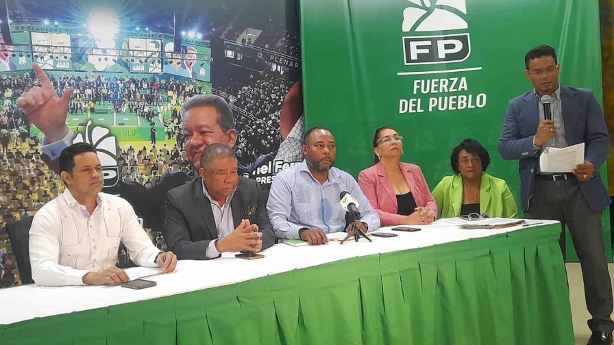 Dirigentes políticos de la Fuerza del Pueblo lanzan movimiento municipal