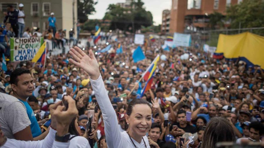 Antichavista María Corina Machado asegura que la fecha de las primarias se mantiene