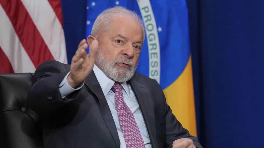 Lula acusa a Bolsonaro de intentar escapar de la Justicia tras preparar un golpe