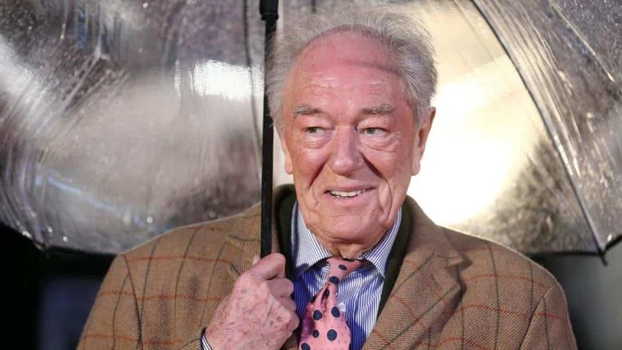 Los fans y estrellas de Harry Potter rinden tributo a Michael Gambon