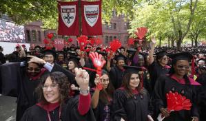 Prestatarios revalúan sus presupuestos al reanudar los pagos de préstamos estudiantiles