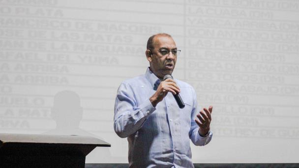 Deligne Ascención felicita a dirigentes del PRM por cumplimiento de disposiciones de la JCE para primarias transparentes