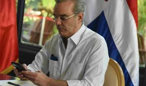 Dominicanos reciben llamada telefónica de Luis Abinader invitándolos a votar en primarias del PRM