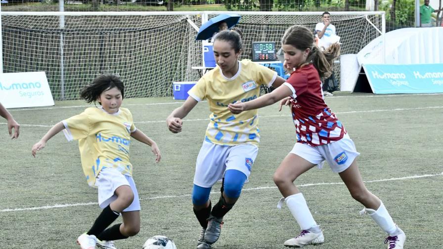 Definen finalistas de copa intercolegial de fútbol