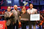 Carlos Vives recibió un doctorado honoris causa en Ciencias Sociales en Colombia