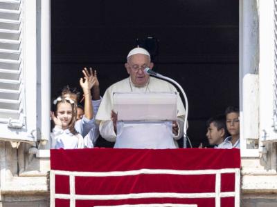 Papa Francisco reforma Academia Teológica para adaptarla