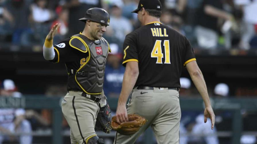 Los Padres propinan derrota 101 de la temporada a Medias Blancas al ganar 2-1 en 11 innings