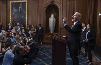 Biden pide rápida designación del nuevo presidente de la Cámara Baja de EE.UU.