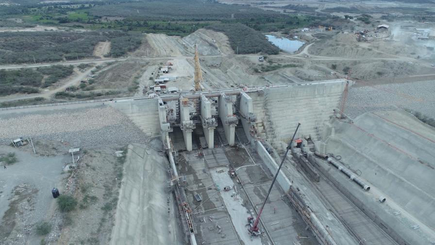 Olmedo Caba Romano: “La presa Monte Grande está lista en un 98 %”