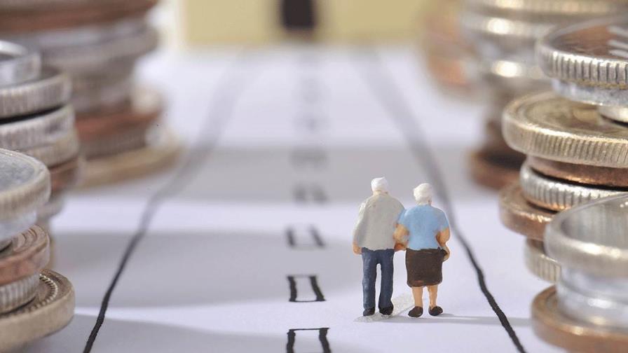OCDE: Hay que elevar la tasa de empleo de la población de 55-64 años por las pensiones