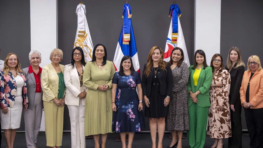 Exportaciones de empresas lideradas por mujeres suman US$998.6 millones en ocho meses