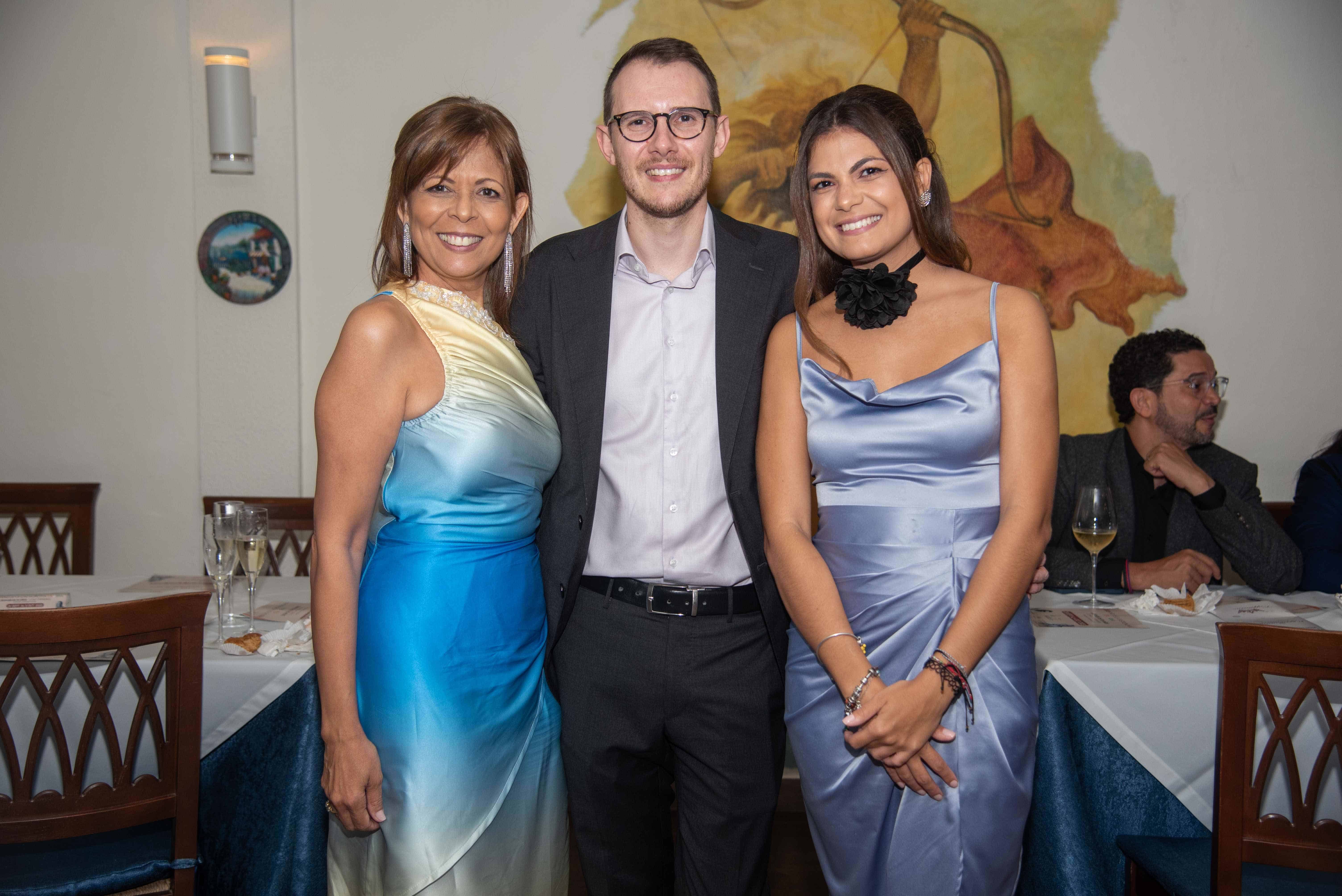 Rafaelina Henríquez, María Lupini e Irene Rumiz.
