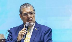 Presidente electo de Guatemala muestra apoyo a magistrados electorales