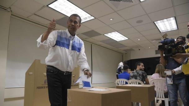 Gómez Mazara sobre declaraciones de Danilo Medina: “¿Adelantándose a la derrota?”