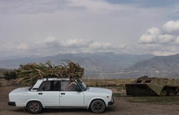 La población armenia teme una nueva guerra con Azerbaiyán