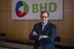 Cinco consejos financieros del presidente del Banco BHD para mujeres