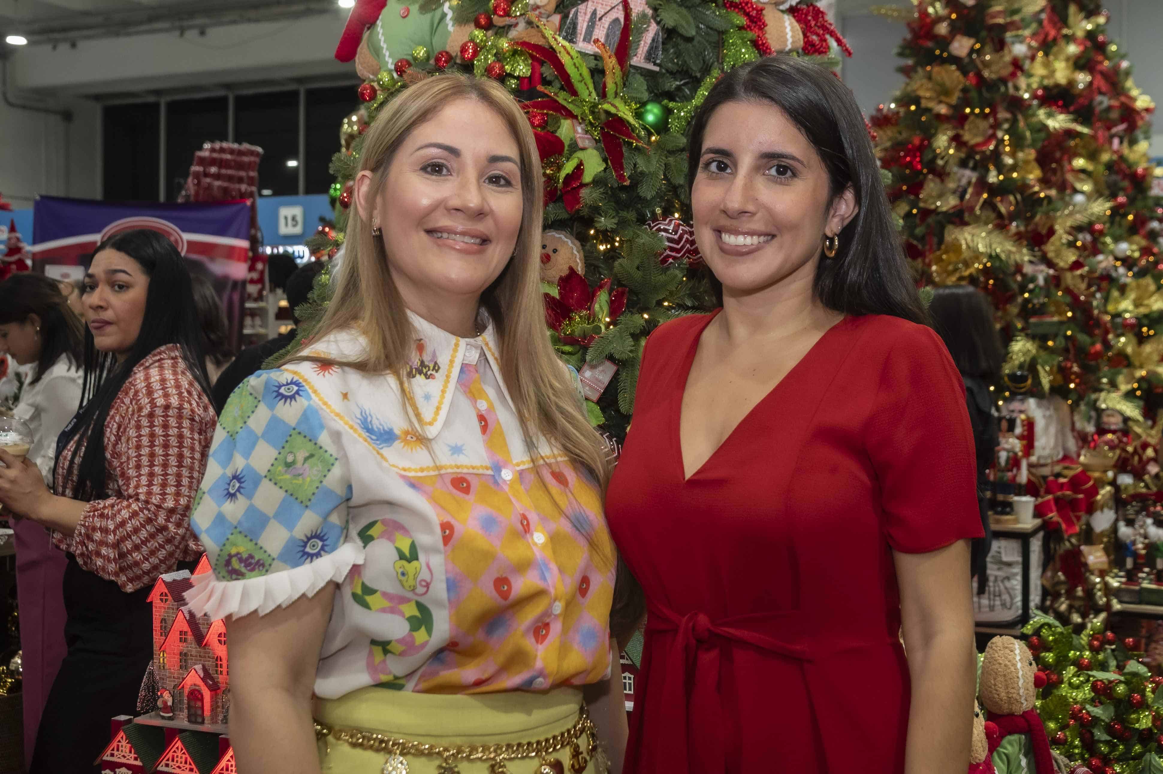 Patricia Arias y Claudia Contreras. 