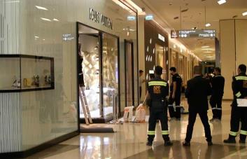 Investigación en curso por tiroteo en centro comercial de Bangkok