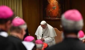 Sínodo de la iglesia católica discute desde hoy si bendice o no a las parejas LGBTIQ+