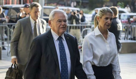 Esposa del exsenador Bob Men&eacute;ndez comenzar&aacute; a cumplir su condena por soborno este viernes
