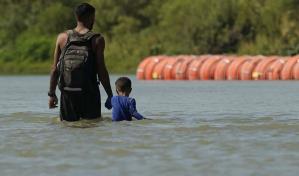 Texas pide a una corte de apelaciones mantener las boyas en el río Grande