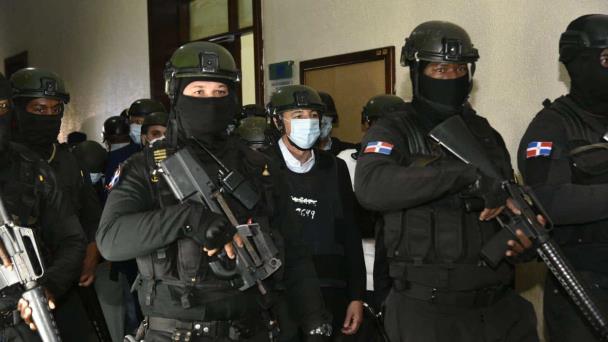 Donald Guerrero y José Ramón Peralta insisten en que se les varíe la medida de coerción