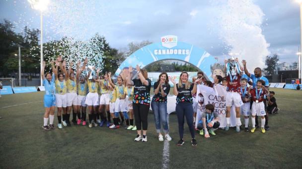 Video | Babeque y Carol Morgan se coronan campeones en fútbol interescolar