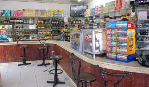 Colmados necesitarían licencia de Interior y Policía para vender bebidas alcohólicas