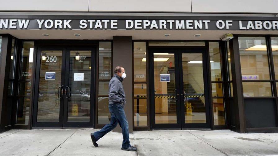 La tasa de desempleo se mantiene en el 3.7 % en enero en EE.UU. y se crean 353,000 puestos