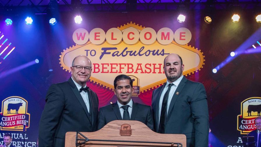 Supermercados Nacional recibe premio Certified Angus Beef  2023