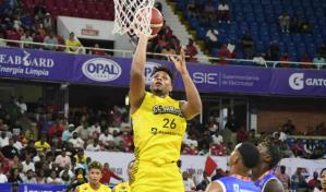 Luis Santos con debut espectacular con el Rafael Barias ante Huellas en el TBS Distrito 2023