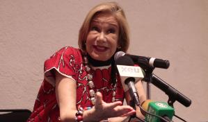 Guadalupe Loaeza: La humanidad vive distraída con el Internet, las redes sociales y eso