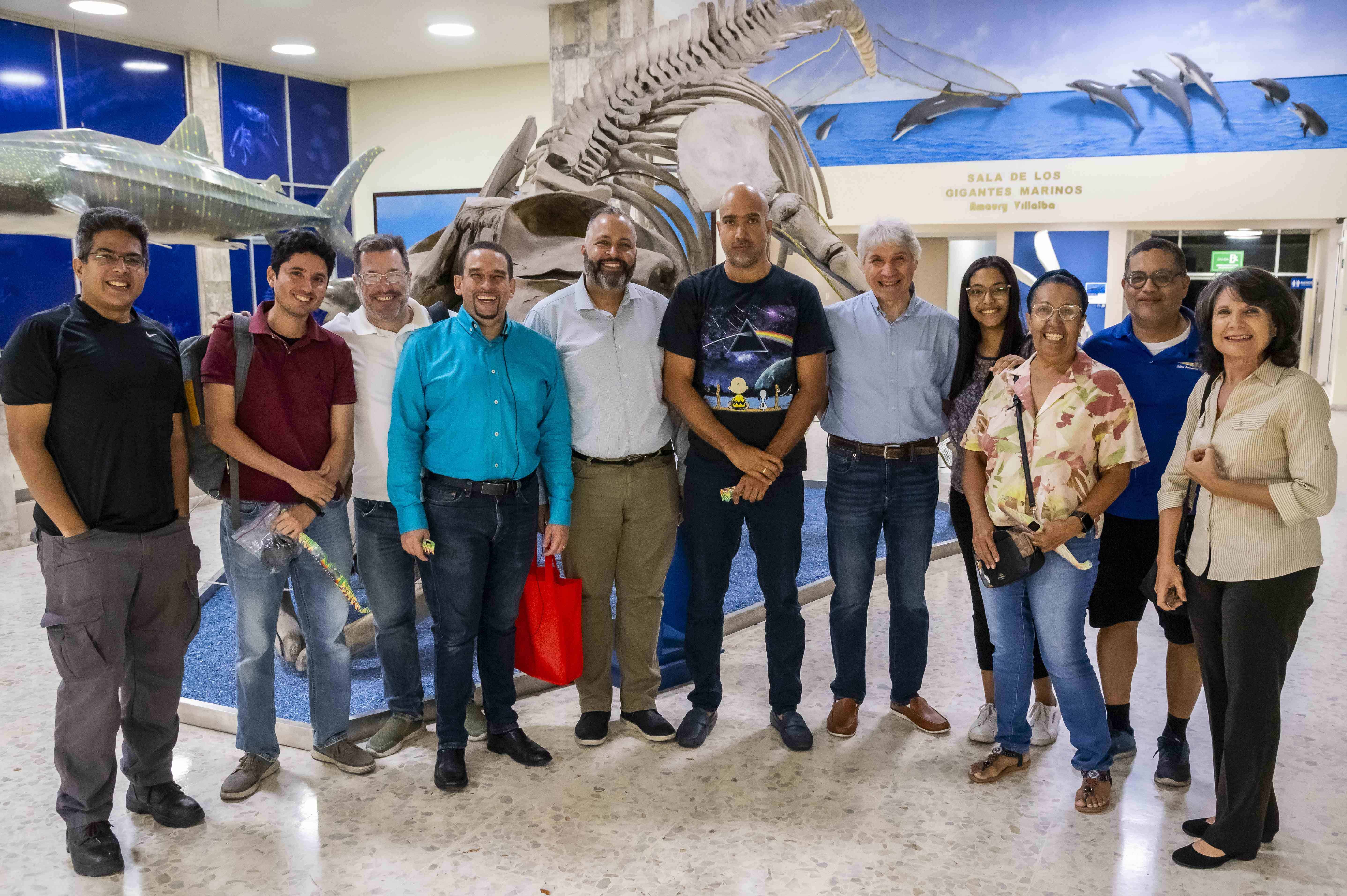 Muchos de los integrantes de la Sociedad Astronómica Dominicana (Astrodom) asistieron al evento, entre ellos Karls Peña, Samuel Santana, Gastón Junca, Miguel Acevedo, Rafael Colón, Manuel Grullón, Eric Ramos, Keyla Rodríguez, Cuchy Báez, Omar León y Gloria Padilla.