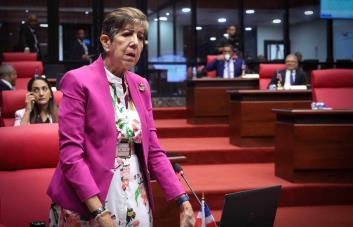 PRM da a conocer candidatos escogidos mediante encuestas, entre ellos ocho senadores