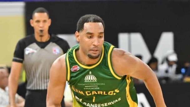 Juan Guerrero obtiene galardón de Jugador Más Valioso del TBS Distrito 2023
