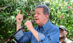Leonel Fernández asegura reelección de Abinader “es una yola que naufragará”