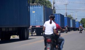Contenedores de empresas operan en zona franca Codevi est&aacute;n varados en Dajab&oacute;n debido al cierre fronterizo