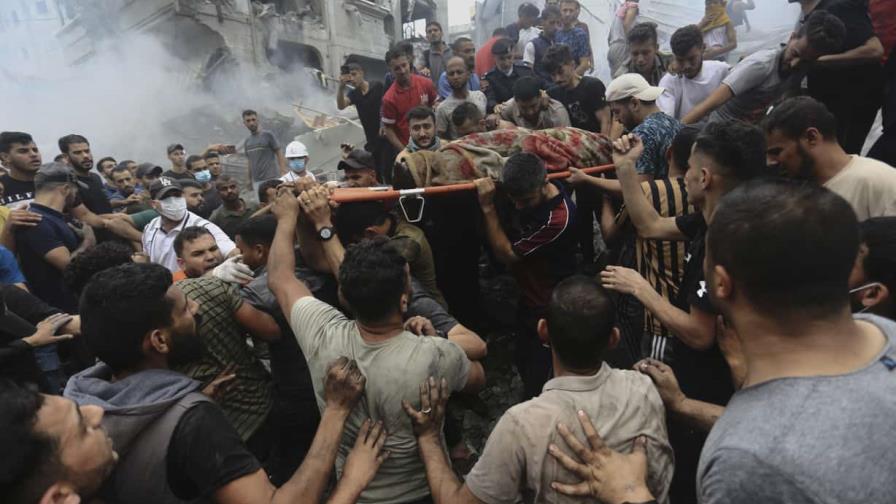 Israel bombardea barrio por barrio la Franja de Gaza tras asalto de Hamás