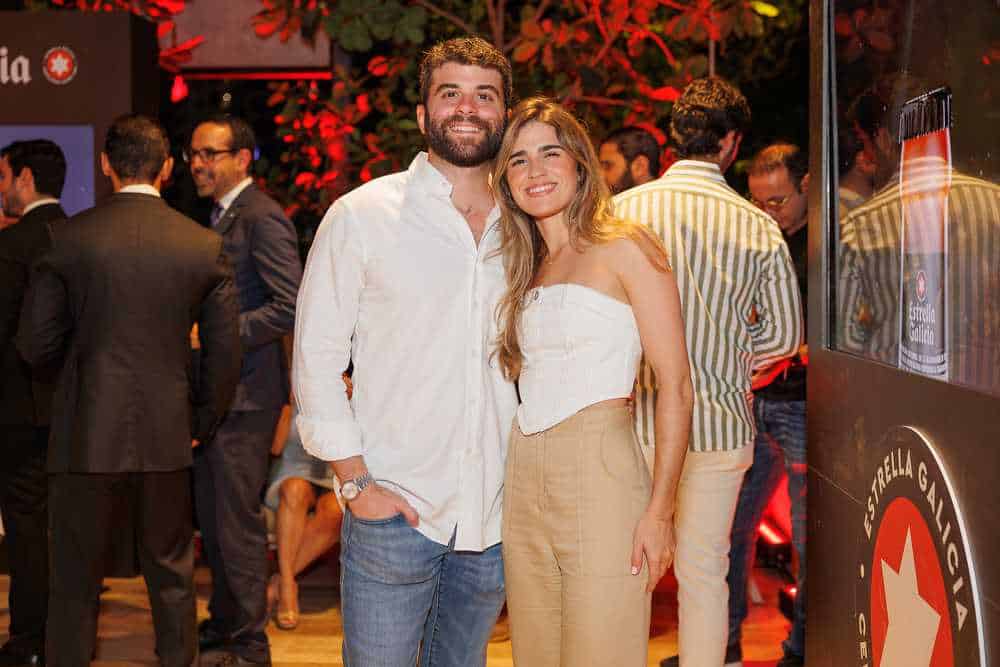 Daniel Ariza y Gina de Ariza.